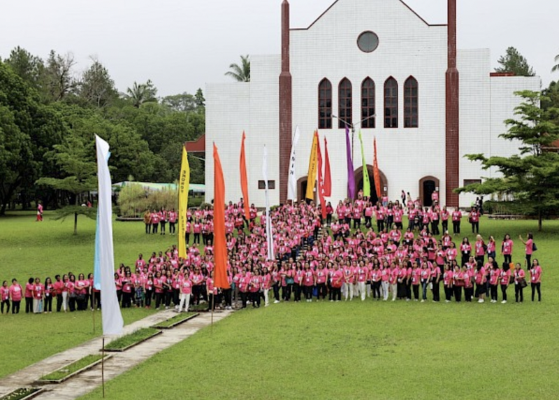 Adventist Women in East Indonesia Embrace the ‘Bac…