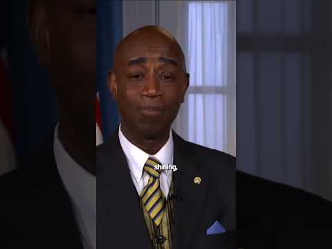 United States Senate Chaplain Barry Black: “Give M&hellip;